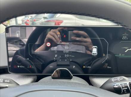 Kia - EV4