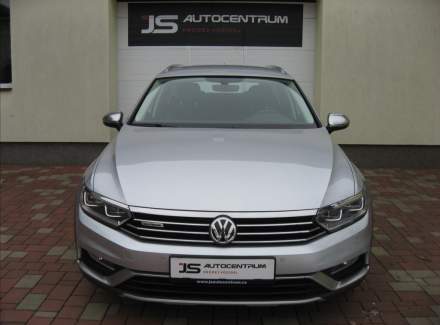 Volkswagen - Passat
