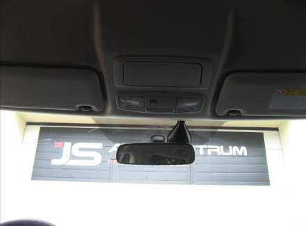 Mitsubishi - Outlander