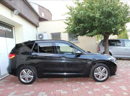 BMW - X1