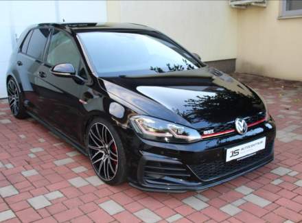 Volkswagen - Golf