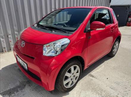 Toyota - iQ