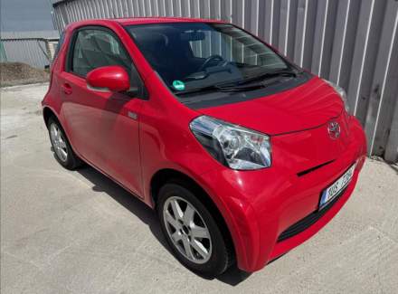 Toyota - iQ