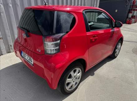 Toyota - iQ