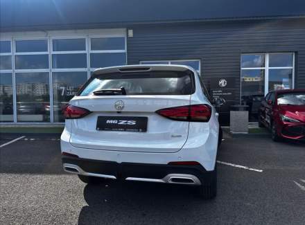 MG - ZS