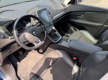 Renault - Scenic