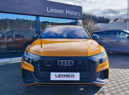 Audi - Q8