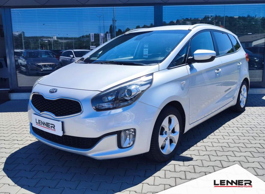 Kia - Carens