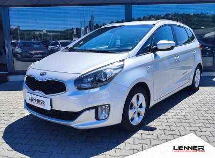 Kia - Carens