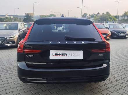 Volvo - V90