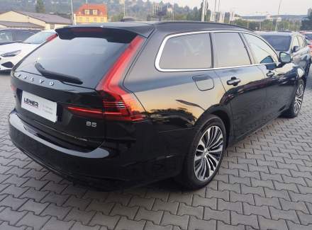 Volvo - V90