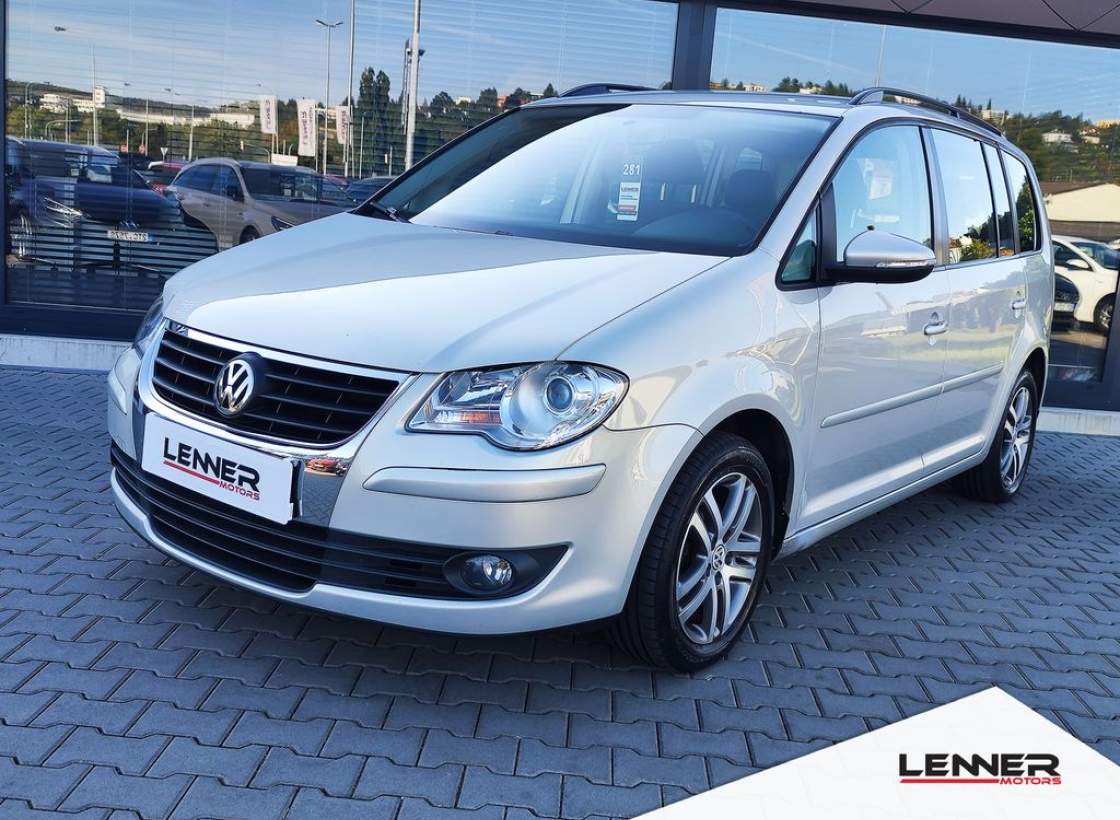 Volkswagen - Touran