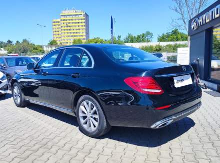 Mercedes-Benz - E-class
