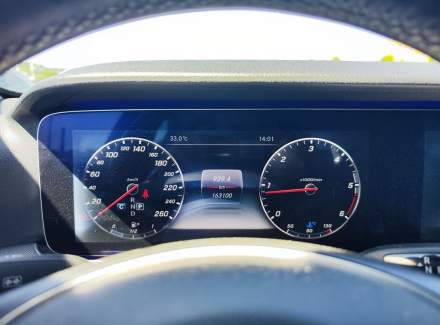 Mercedes-Benz - E-class