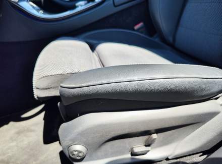 Mercedes-Benz - E-class