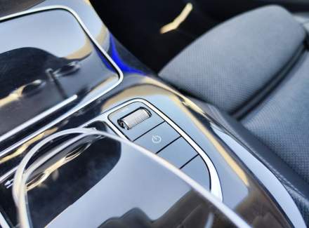 Mercedes-Benz - E-class