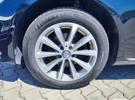 Mercedes-Benz - E-class