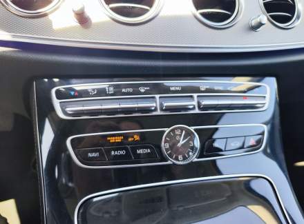 Mercedes-Benz - E-class