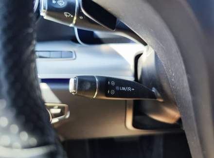 Mercedes-Benz - E-class