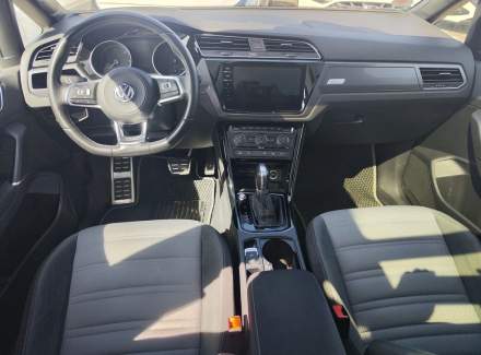 Volkswagen - Touran
