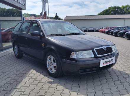 Škoda - Octavia