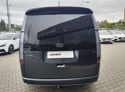 Hyundai - Staria