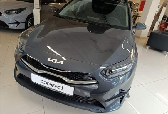 Kia - Cee'd