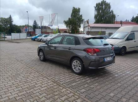 Citroën - C4