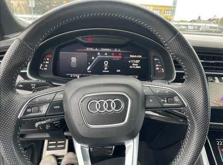 Audi - SQ8