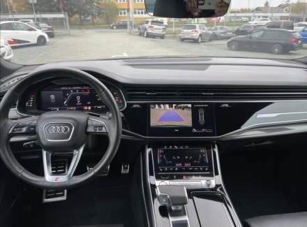 Audi - SQ8