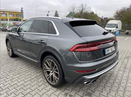 Audi - SQ8