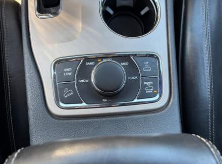 Jeep - Grand Cherokee