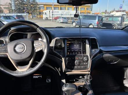 Jeep - Grand Cherokee