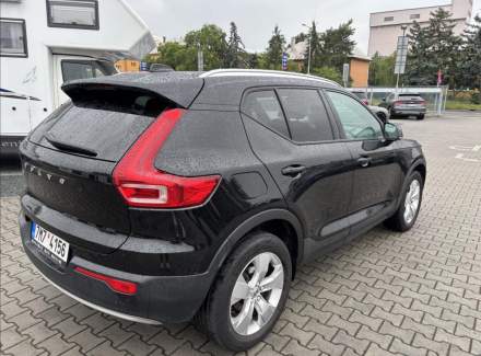 Volvo - XC40
