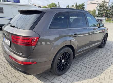 Audi - Q7
