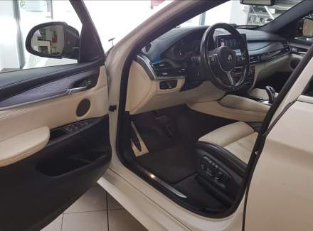 BMW - X6