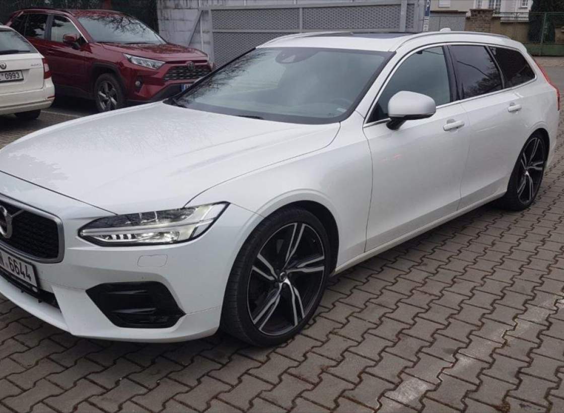 Volvo - V90