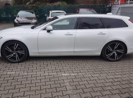 Volvo - V90