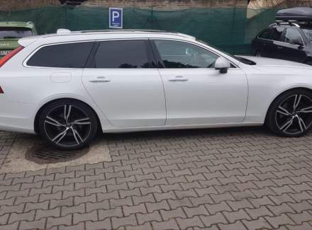 Volvo - V90