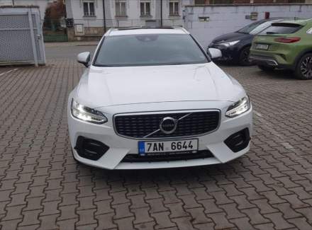 Volvo - V90