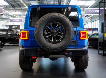Jeep - Wrangler
