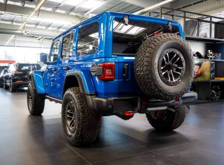Jeep - Wrangler