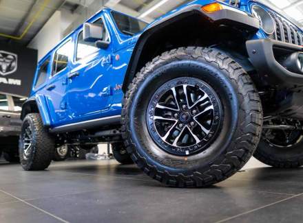 Jeep - Wrangler