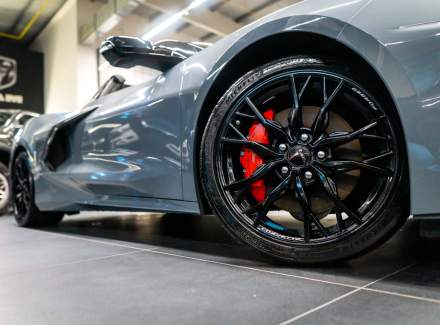 Chevrolet - Corvette