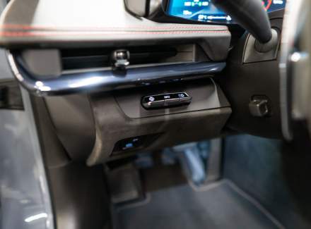 Chevrolet - Corvette