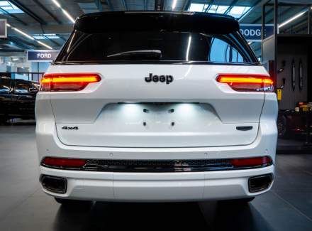 Jeep - Grand Cherokee