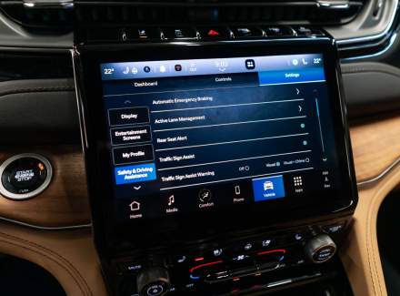 Jeep - Grand Cherokee