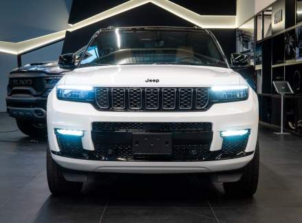 Jeep - Grand Cherokee