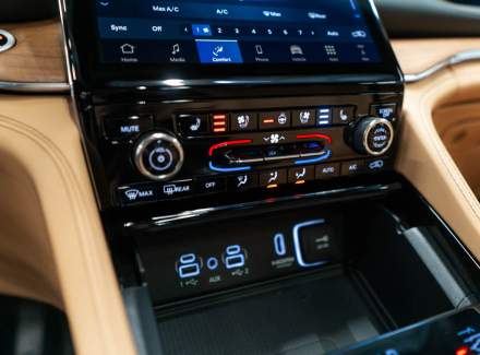 Jeep - Grand Cherokee