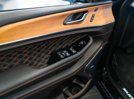 Jeep - Grand Cherokee